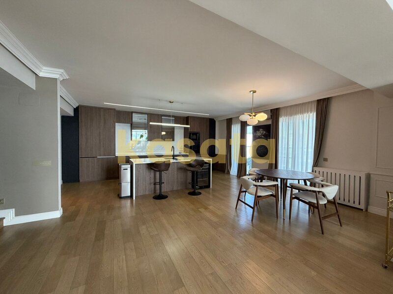 Zona de Nord, Upground, duplex de vanzare.